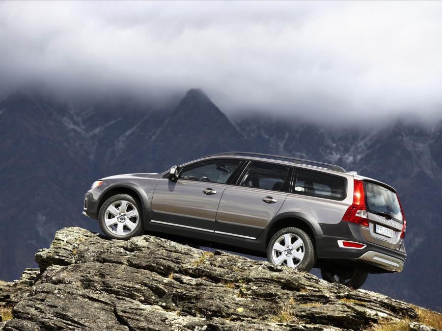  Volvo XC70 3.2 AWD 2008 года  (фото 24 из 68)